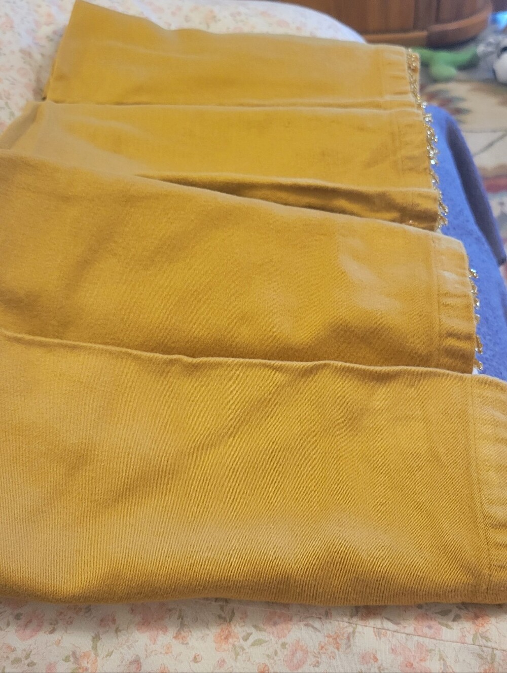 STUNNING Napkins. - Picture 4 of 5